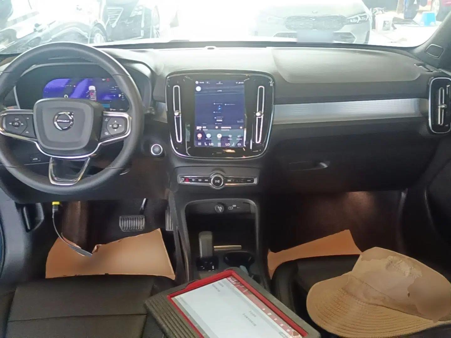 Volvo XC40 2023 B3 Smart & Stylish Edition — миниатюра 17