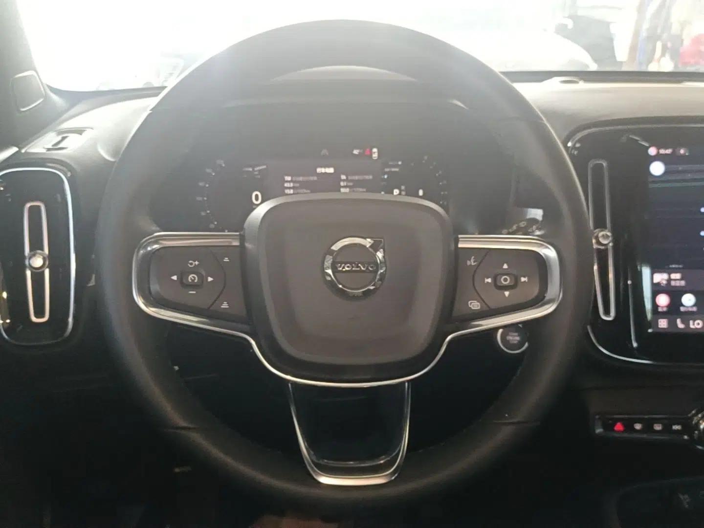 Volvo XC40 2023 B3 Smart & Stylish Edition — миниатюра 18