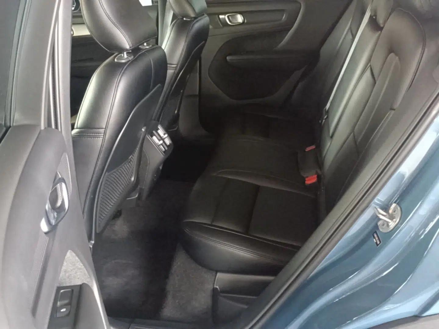 Volvo XC40 2023 B3 Smart & Stylish Edition — миниатюра 25