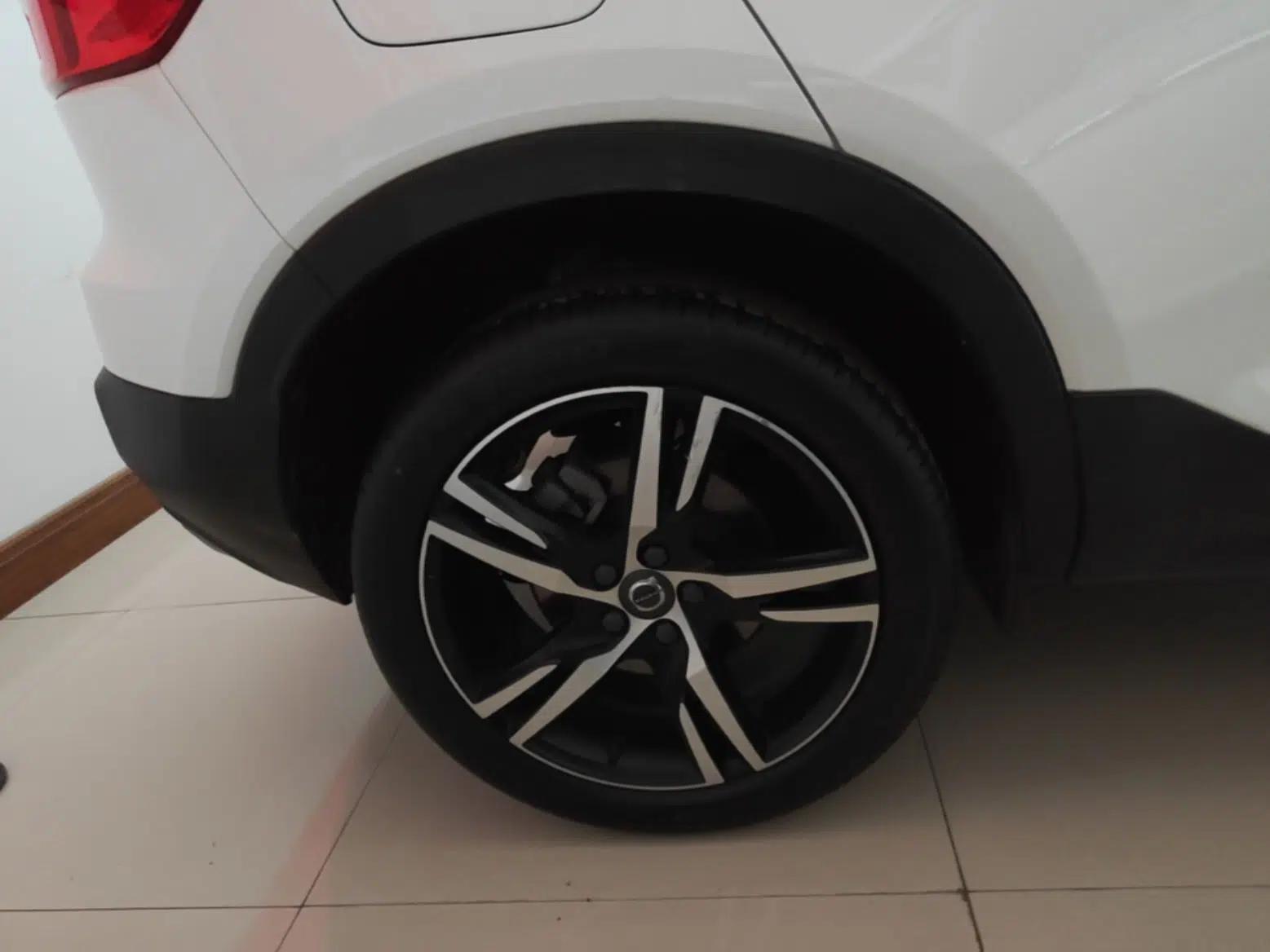 Volvo XC40 2020 T4 4x4 Smart Luxury Sport Edition — миниатюра 11