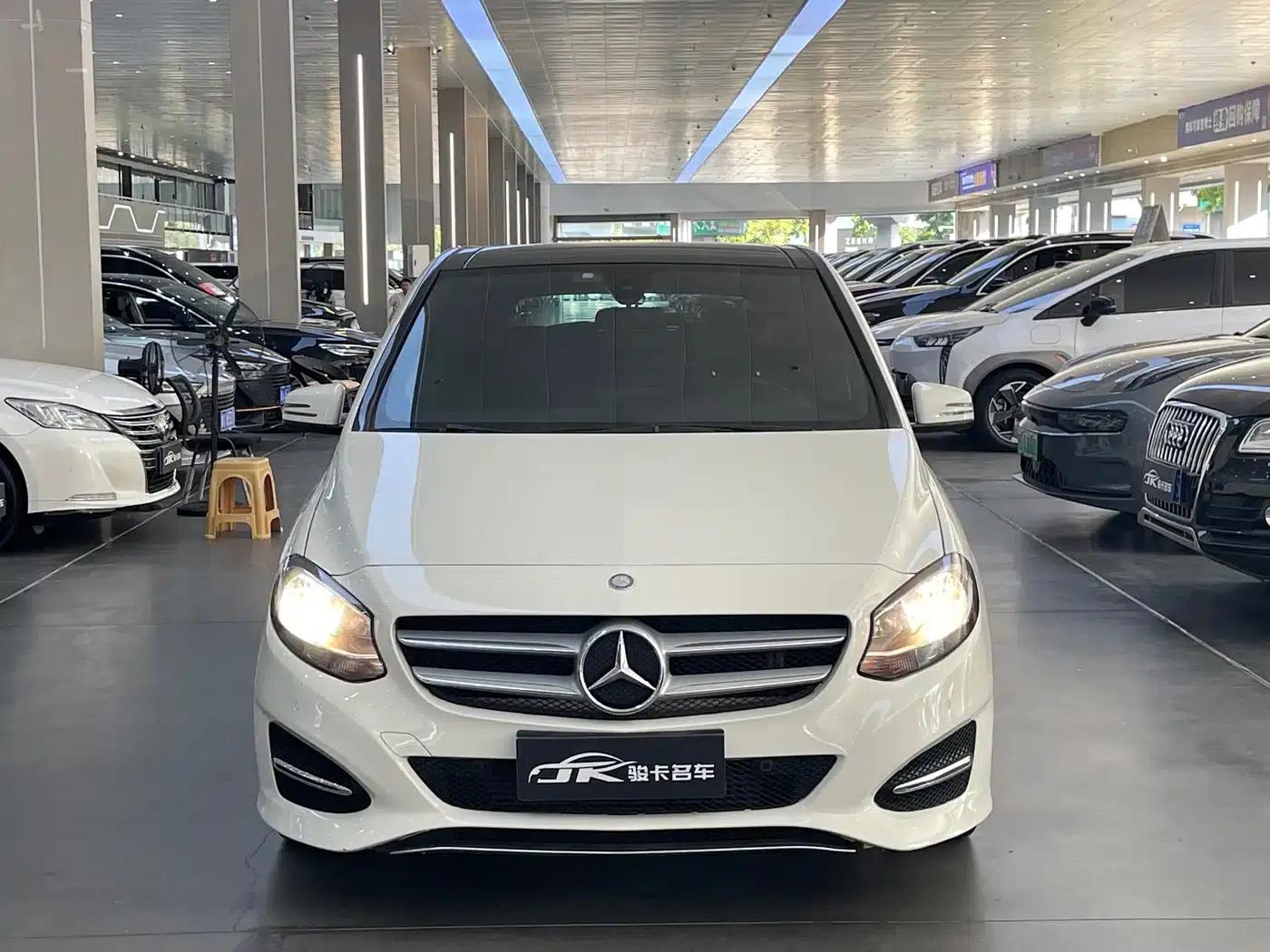 2015 Mercedes-Benz B-Class B 200 Dynamic — миниатюра 2
