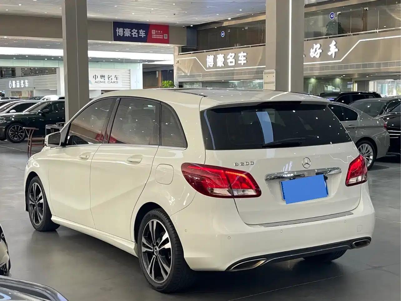 2015 Mercedes-Benz B-Class B 200 Dynamic — миниатюра 16