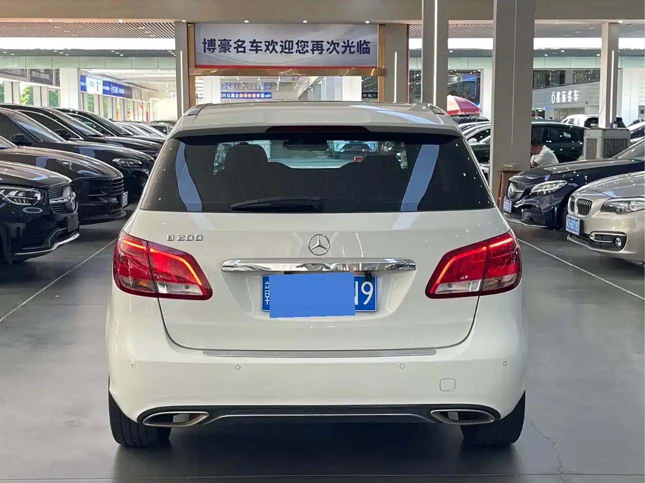 2015 Mercedes-Benz B-Class B 200 Dynamic — миниатюра 17