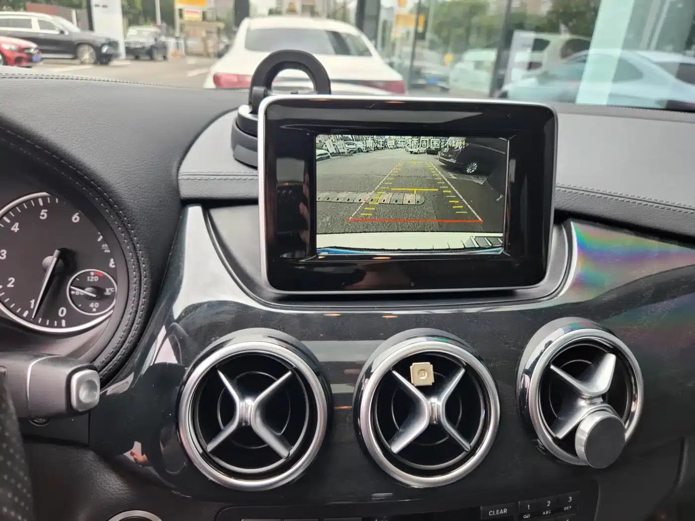 2013 Mercedes-Benz B-Class B 260 — миниатюра 15
