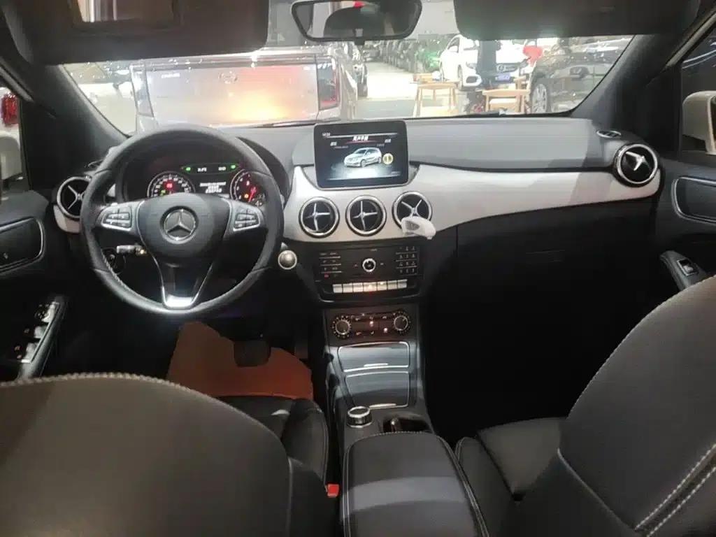 2019 Mercedes-Benz B-Class B 200 Dynamic — миниатюра 10