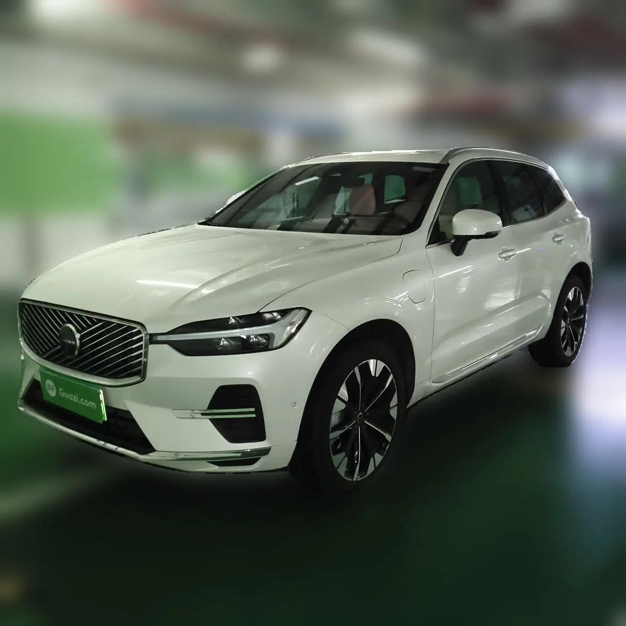 Volvo XC60 New Energy 2026 Model Plug-in Hybrid Long-Range Four-Wheel Drive Zhiyuan Luxury Edition — миниатюра 1
