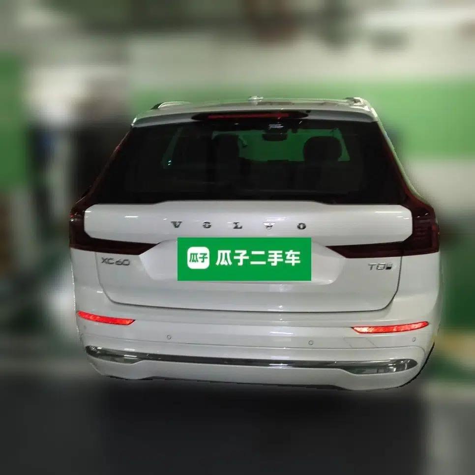 Volvo XC60 New Energy 2026 Model Plug-in Hybrid Long-Range Four-Wheel Drive Zhiyuan Luxury Edition — миниатюра 5