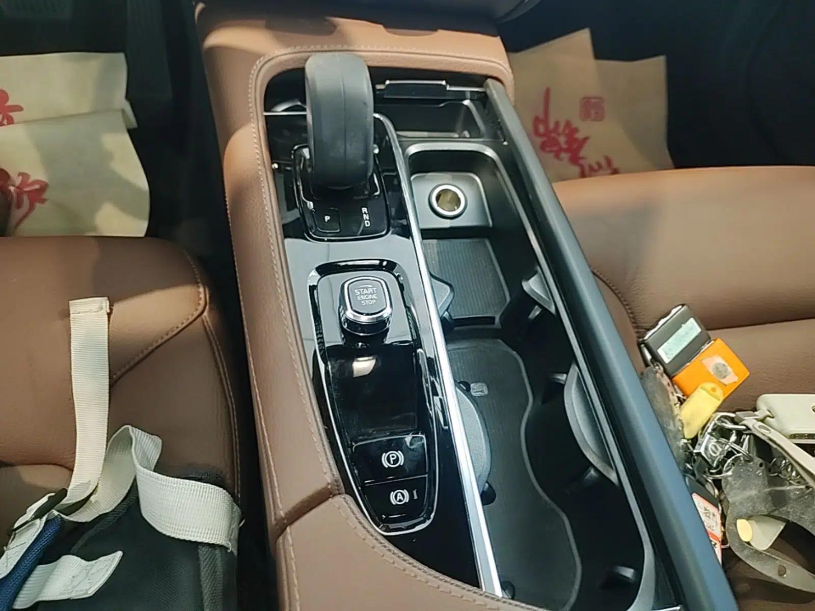 Volvo V90 2022 Cross Country B5 AWD Smart Range Edition — миниатюра 16