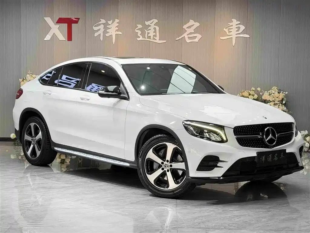 Mercedes-Benz GLC Coupe 2019 GLC 200 4MATIC Coupe SUV — миниатюра 3