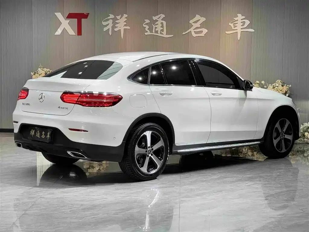 Mercedes-Benz GLC Coupe 2019 GLC 200 4MATIC Coupe SUV — миниатюра 22