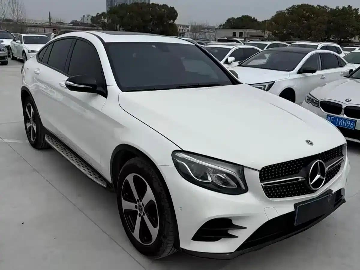 Mercedes-Benz GLC Coupe 2019 GLC 200 4MATIC Coupe SUV — миниатюра 2