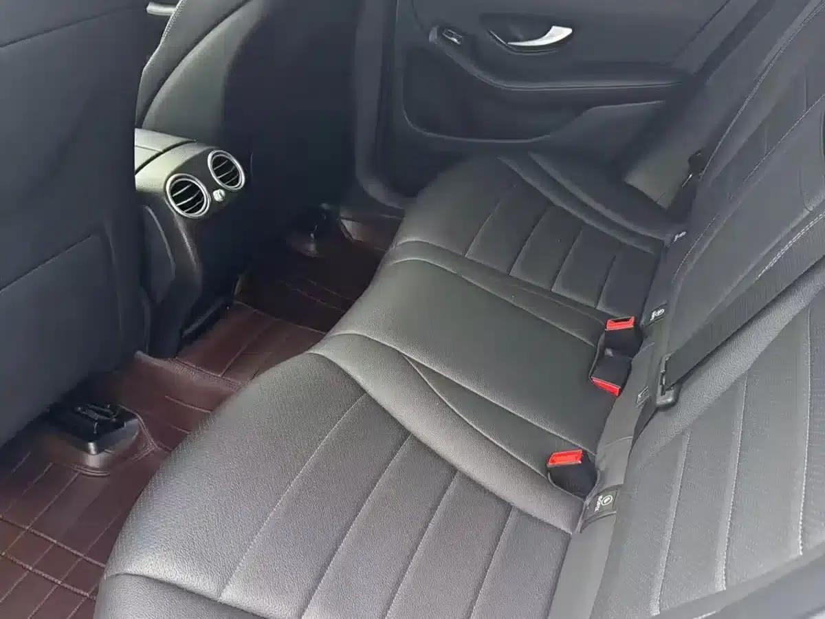 Mercedes-Benz GLC Coupe 2019 GLC 200 4MATIC Coupe SUV — миниатюра 4
