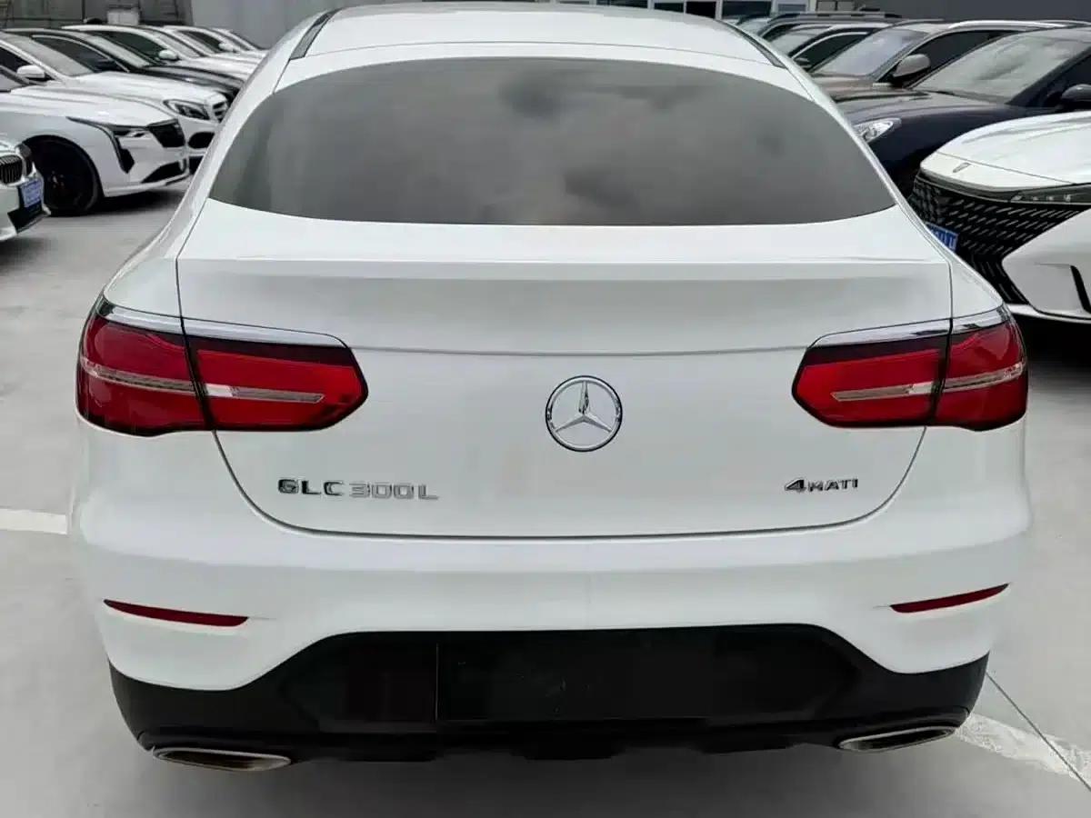 Mercedes-Benz GLC Coupe 2019 GLC 200 4MATIC Coupe SUV — миниатюра 6