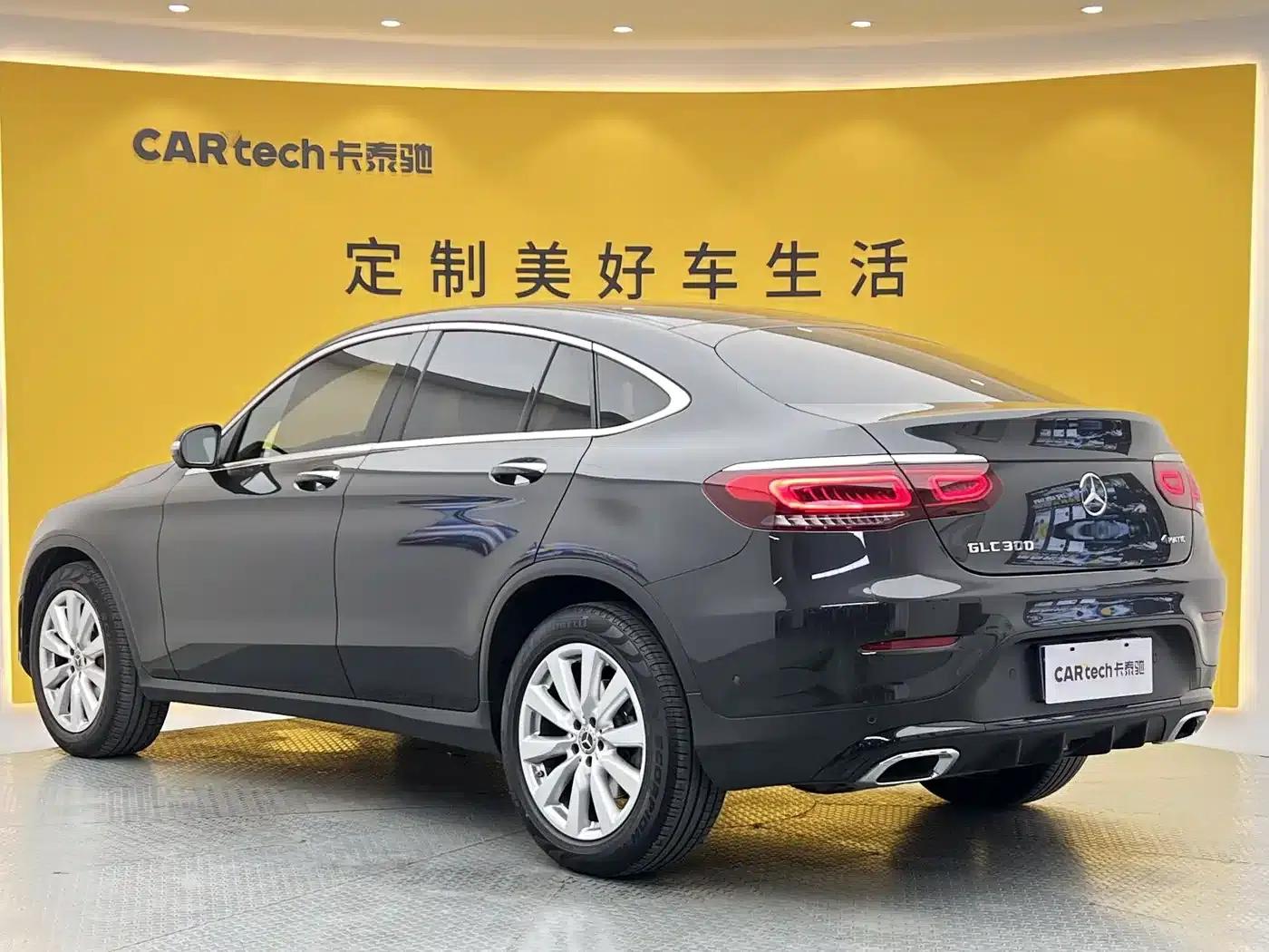 Mercedes-Benz GLC Coupe 2020 GLC 260 4MATIC Coupe SUV — миниатюра 27