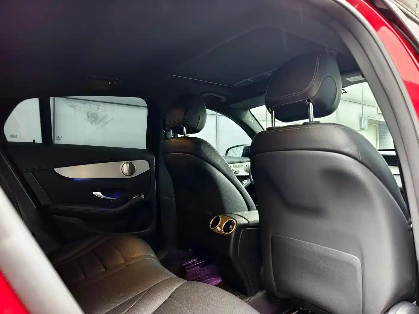 Mercedes-Benz GLC Coupe 2021 GLC 260 4MATIC Coupe SUV — миниатюра 13