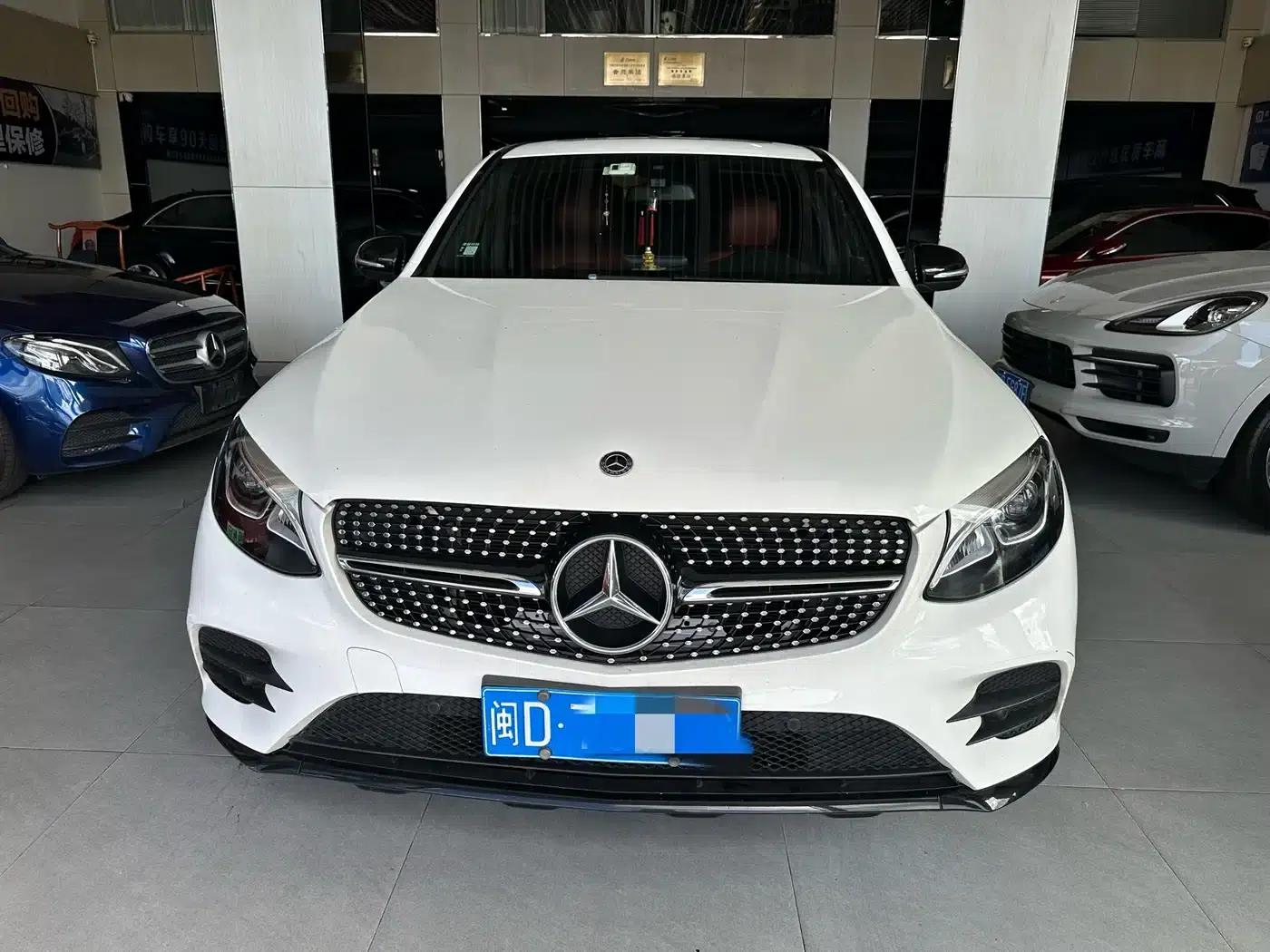 Mercedes-Benz GLC Coupe 2019 GLC 200 4MATIC Coupe SUV — миниатюра 2