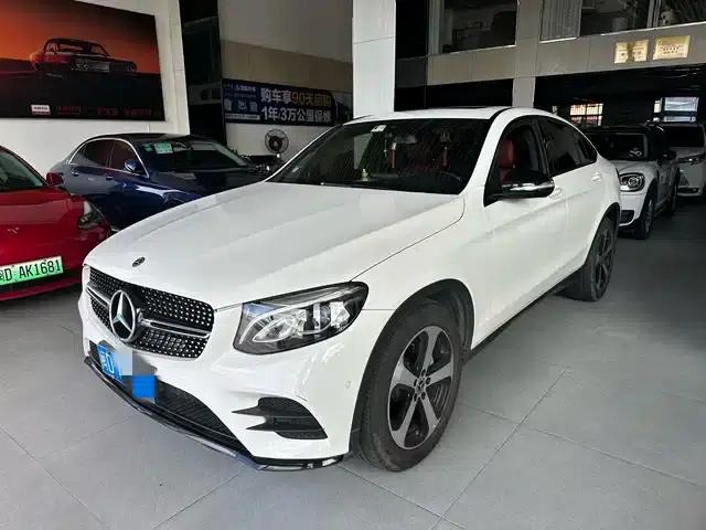 Mercedes-Benz GLC Coupe 2019 GLC 200 4MATIC Coupe SUV