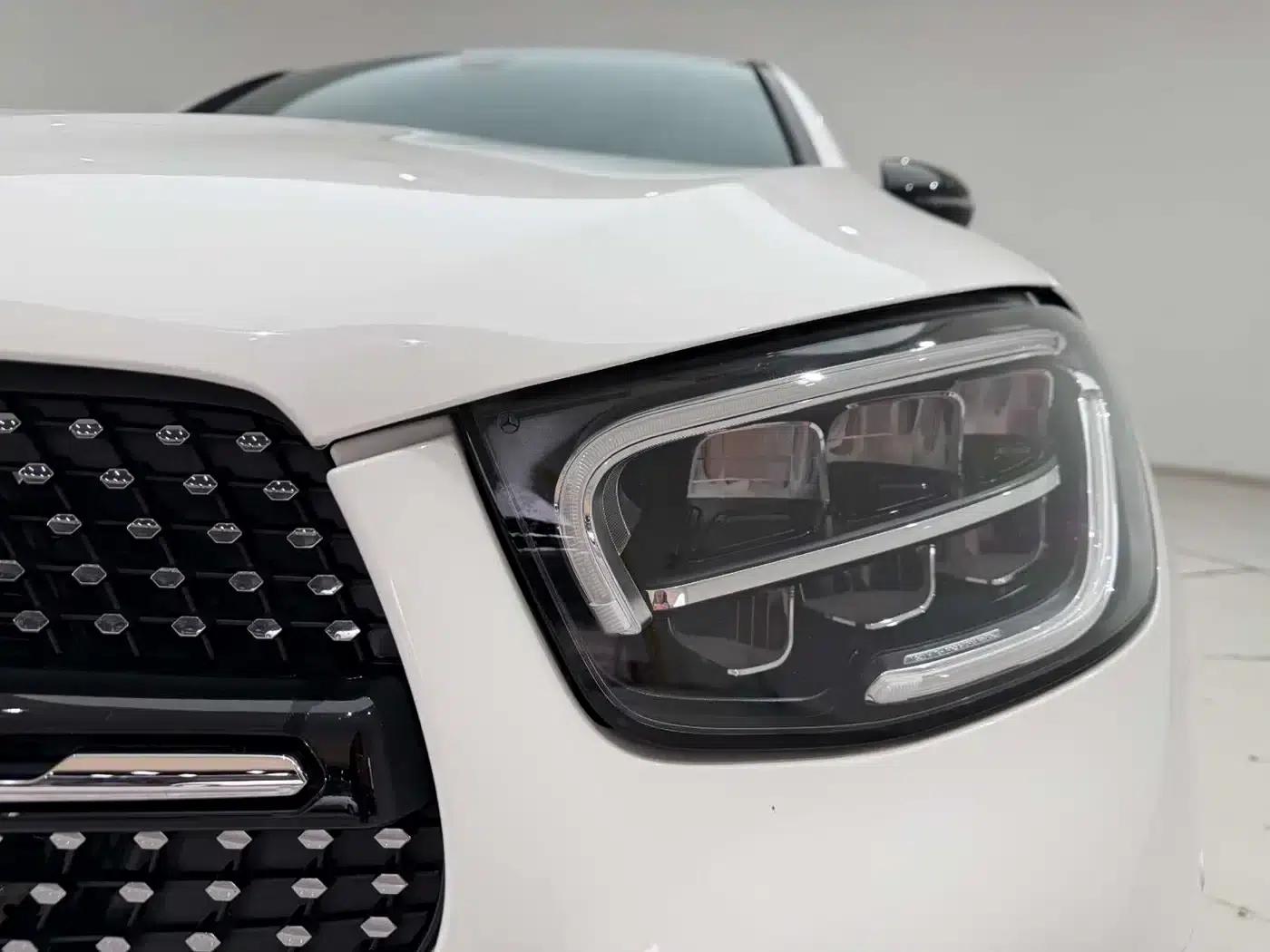 Mercedes-Benz GLC Coupe 2021 GLC 260 4MATIC Coupe SUV — миниатюра 2