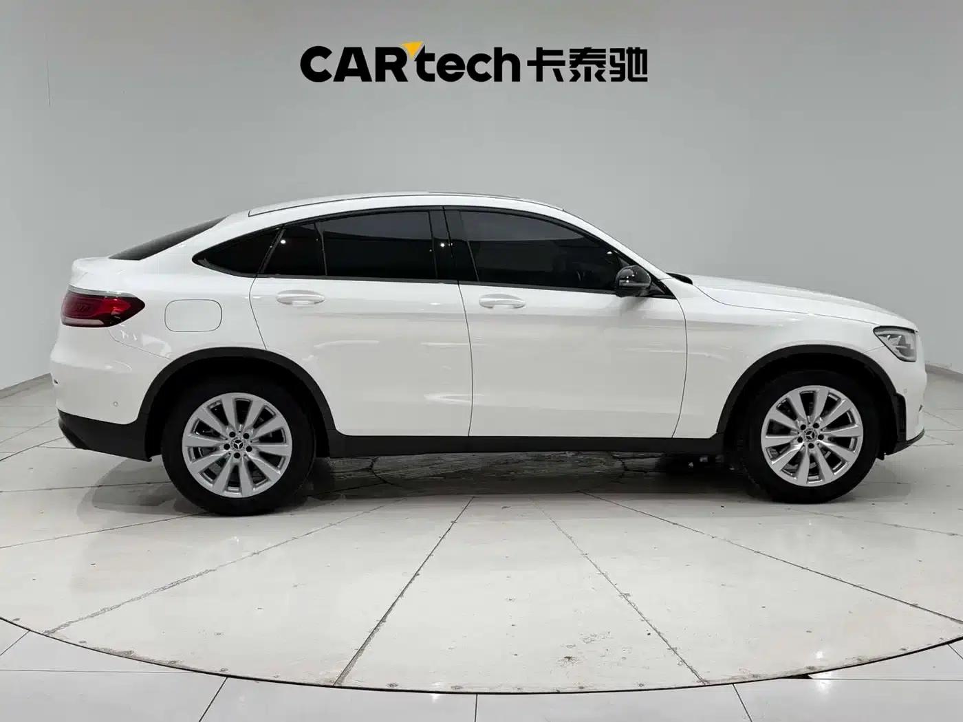 Mercedes-Benz GLC Coupe 2021 GLC 260 4MATIC Coupe SUV — миниатюра 12