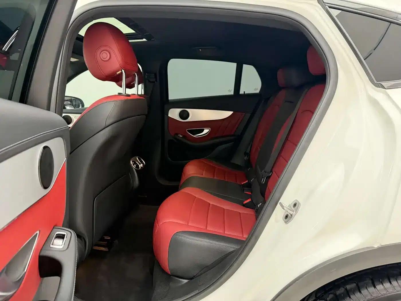 Mercedes-Benz GLC Coupe 2021 GLC 260 4MATIC Coupe SUV — миниатюра 17