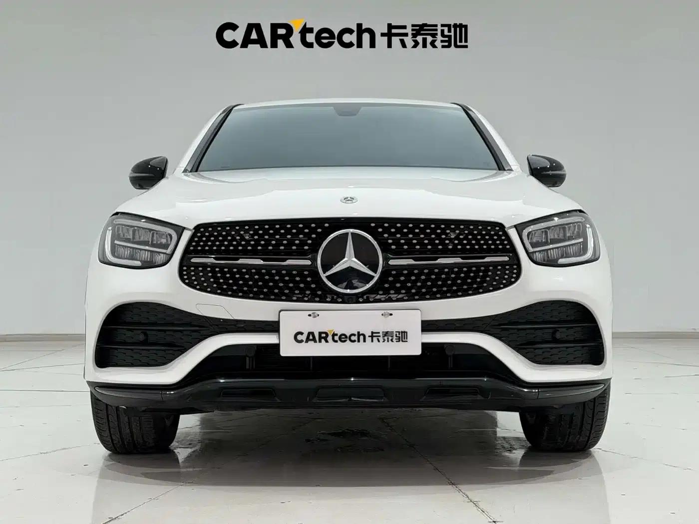 Mercedes-Benz GLC Coupe 2021 GLC 260 4MATIC Coupe SUV — миниатюра 3