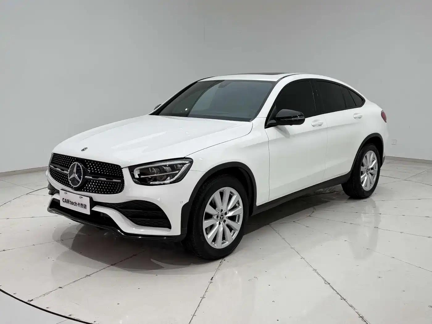 Mercedes-Benz GLC Coupe 2021 GLC 260 4MATIC Coupe SUV — миниатюра 5