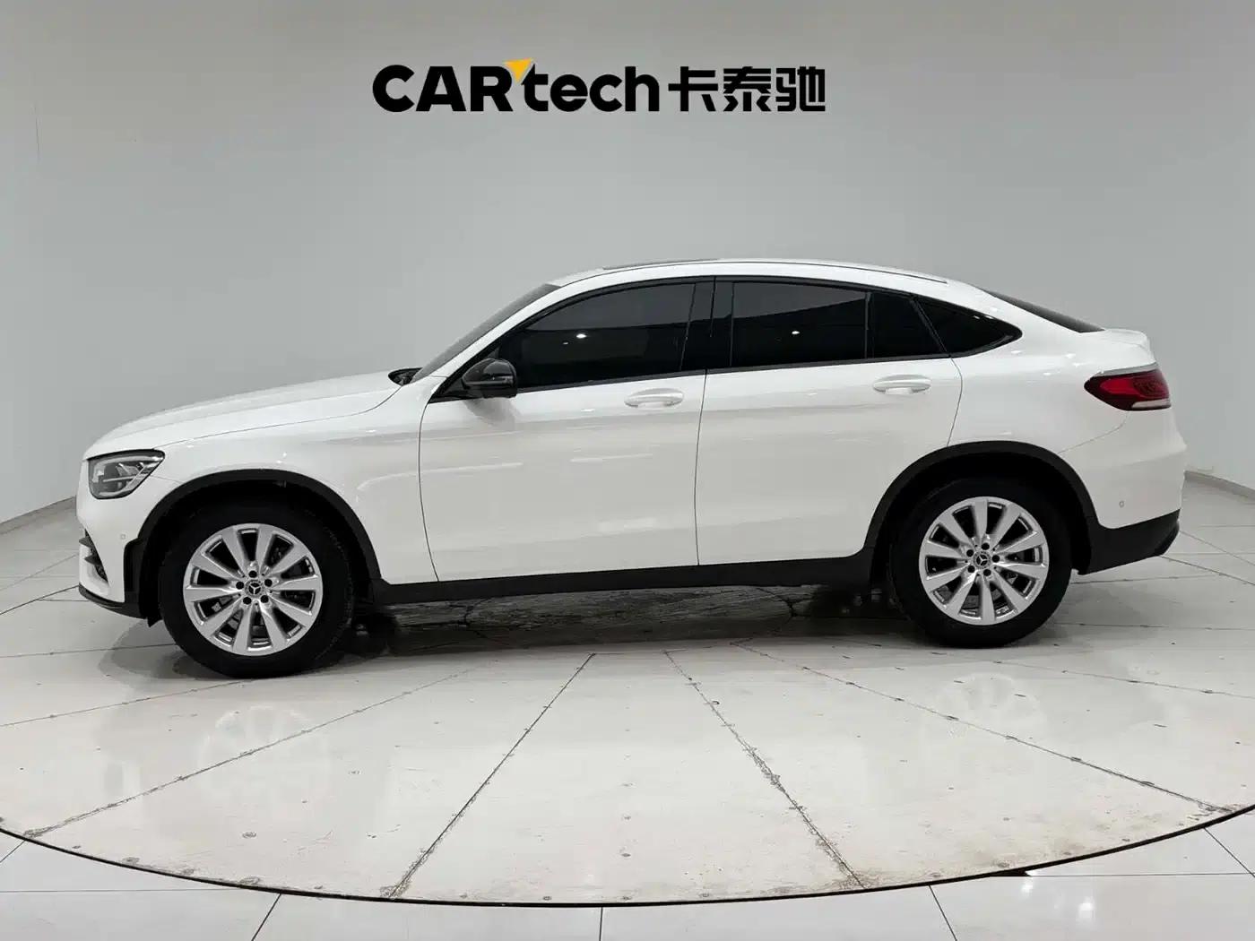 Mercedes-Benz GLC Coupe 2021 GLC 260 4MATIC Coupe SUV — миниатюра 6