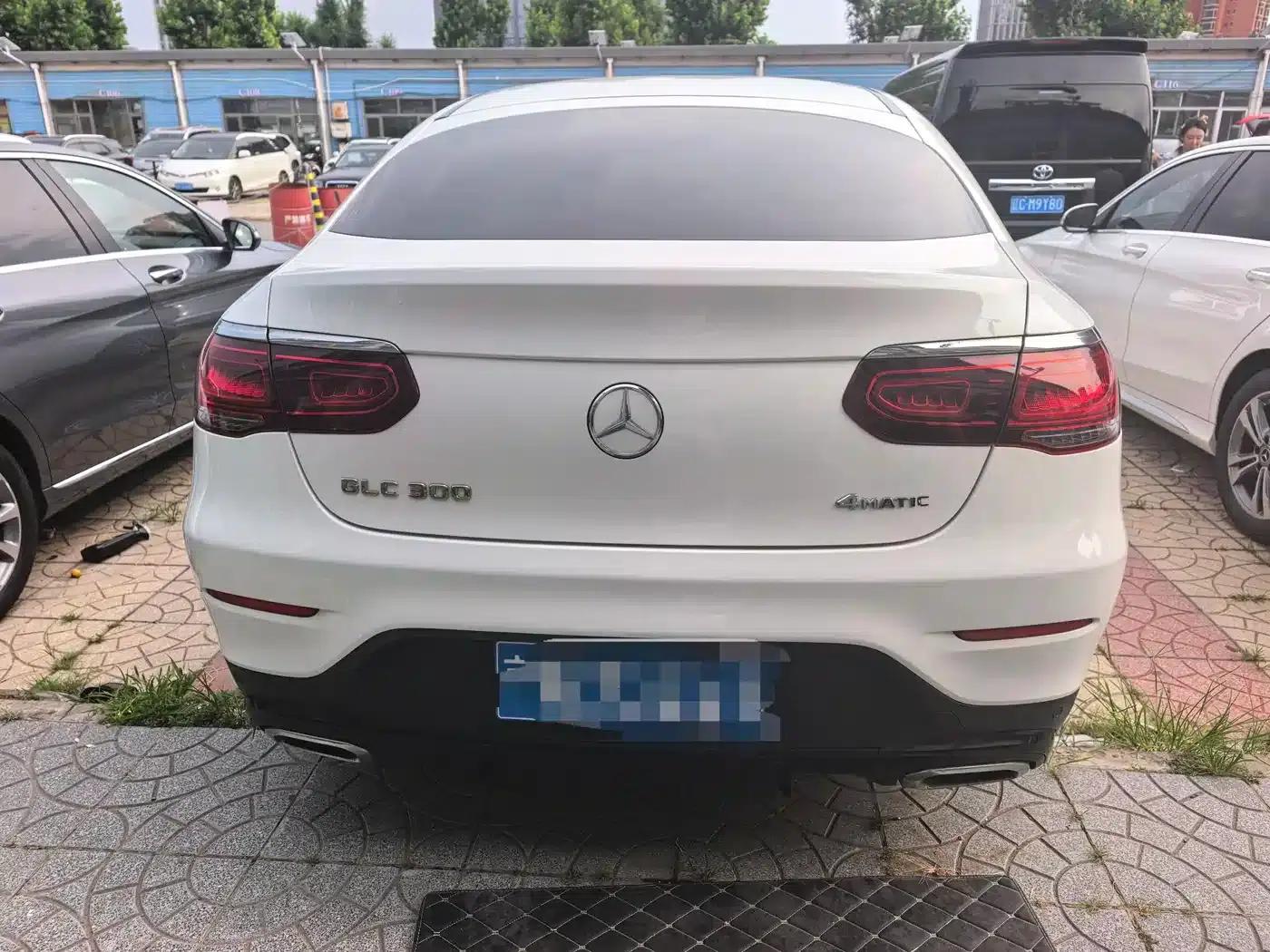 2021 Mercedes-Benz GLC Coupe, GLC 300 4MATIC Coupe SUV — миниатюра 15