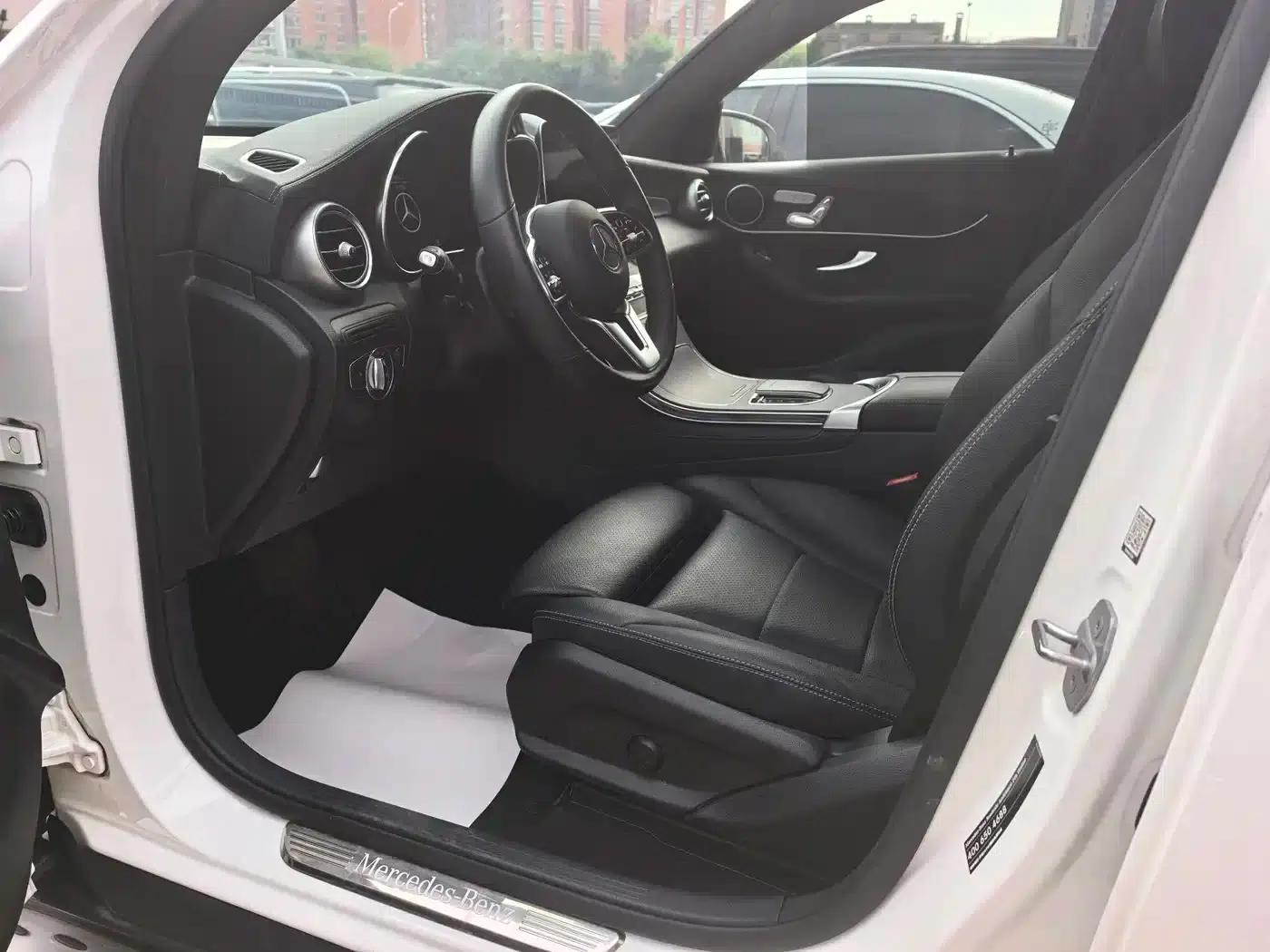 2021 Mercedes-Benz GLC Coupe, GLC 300 4MATIC Coupe SUV — миниатюра 4