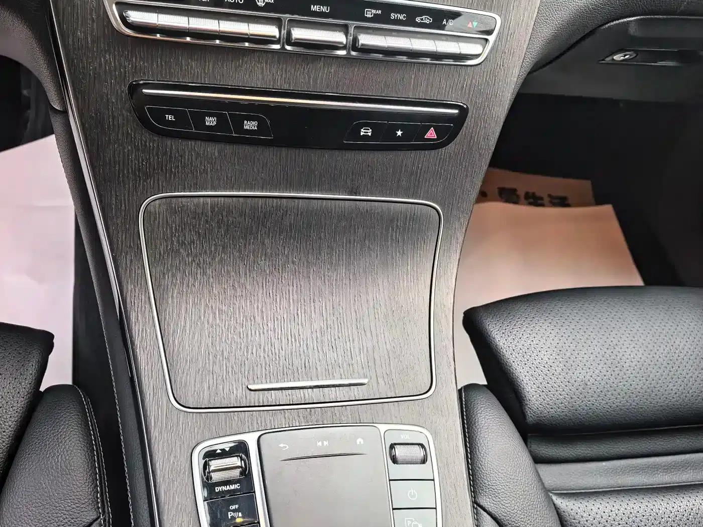 2021 Mercedes-Benz GLC Coupe, GLC 300 4MATIC Coupe SUV — миниатюра 8