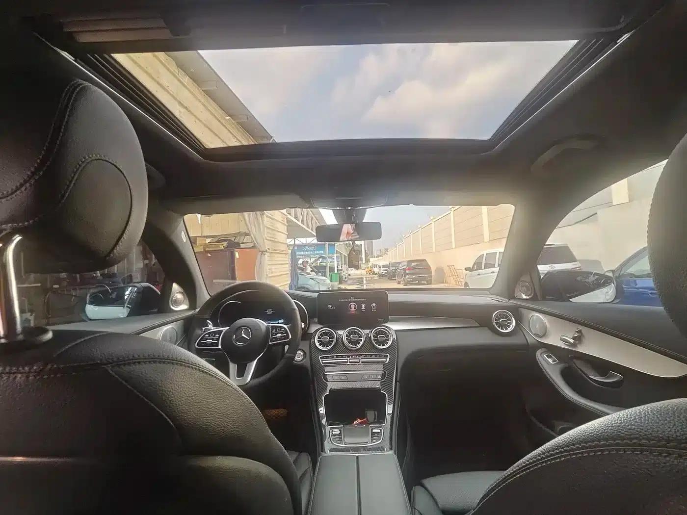 Mercedes-Benz GLC Coupe 2020 GLC 260 4MATIC Coupe SUV — миниатюра 11