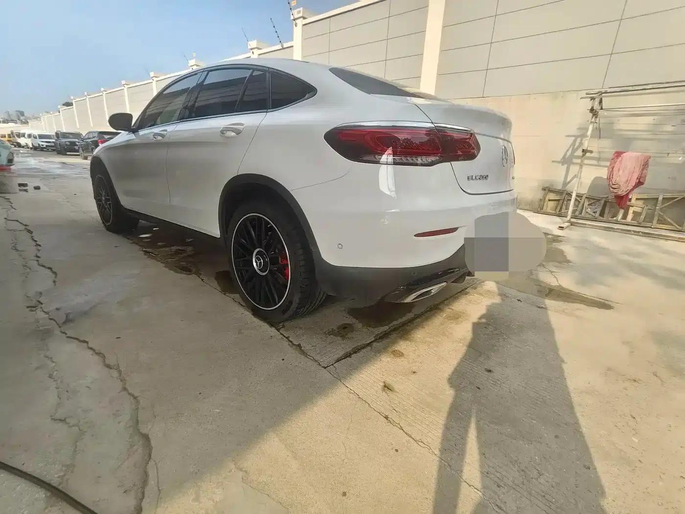 Mercedes-Benz GLC Coupe 2020 GLC 260 4MATIC Coupe SUV — миниатюра 16