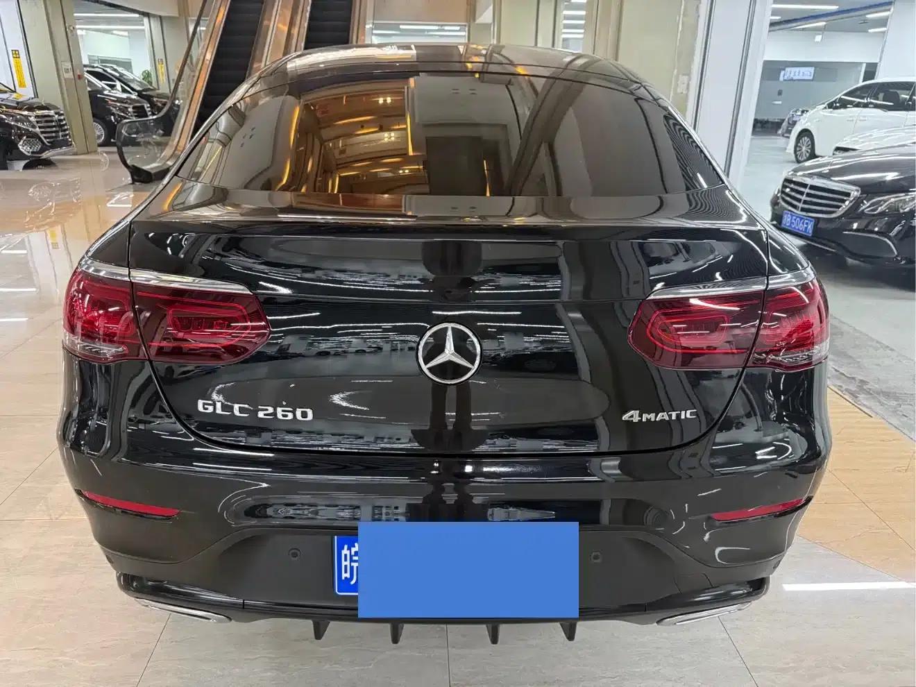 2023 Mercedes-Benz GLC Coupe, GLC 260 4MATIC Coupe SUV — миниатюра 16