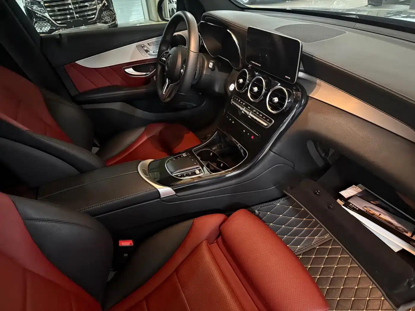 2023 Mercedes-Benz GLC Coupe, GLC 260 4MATIC Coupe SUV — миниатюра 7