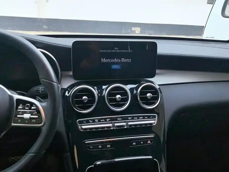 Mercedes-Benz GLC Coupe 2021 GLC 260 4MATIC Coupe SUV — миниатюра 13