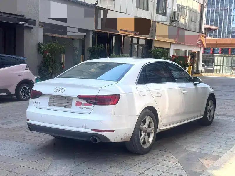 Audi A4L 2017 40 TFSI Fashion Edition — миниатюра 6