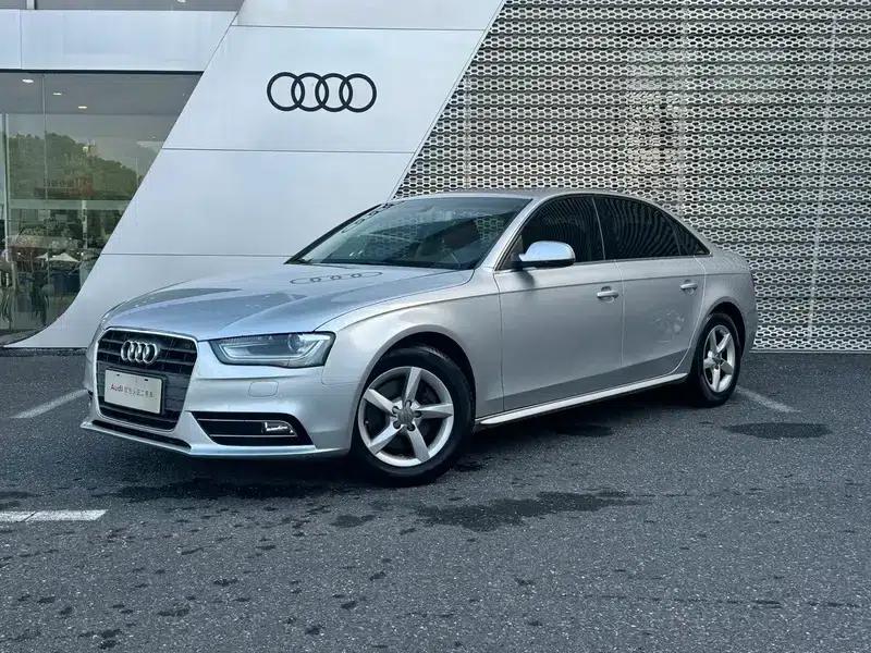 Audi A4L 2013 35 TFSI Automatic Standard Edition — миниатюра 1