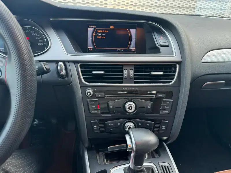 Audi A4L 2013 35 TFSI Automatic Standard Edition — миниатюра 11