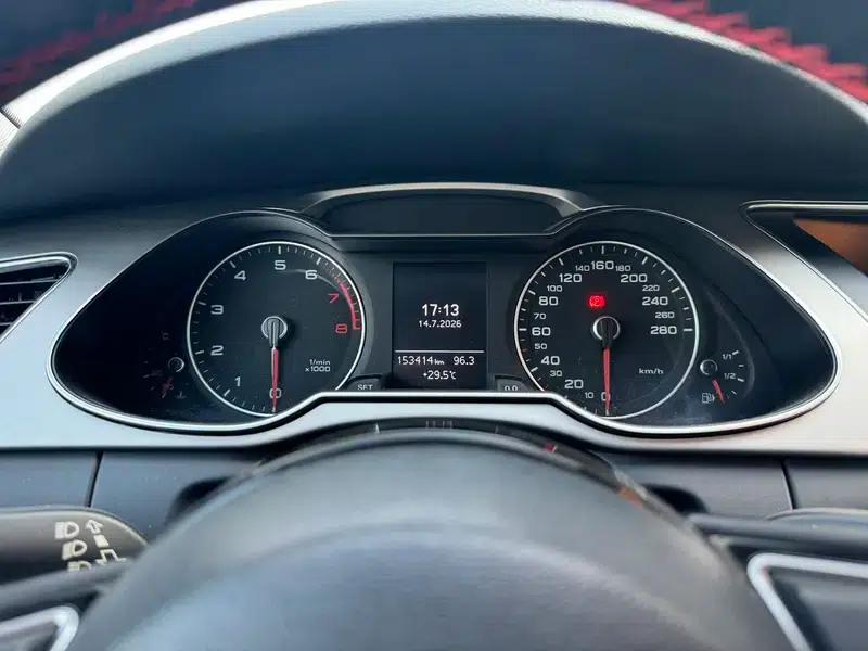 Audi A4L 2013 35 TFSI Automatic Standard Edition — миниатюра 12