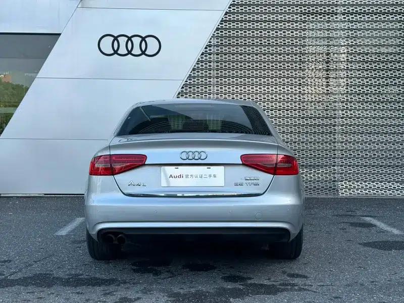 Audi A4L 2013 35 TFSI Automatic Standard Edition — миниатюра 3
