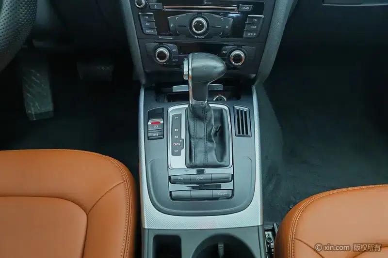 Audi A4L 2015 45 TFSI quattro Sport Edition — миниатюра 14
