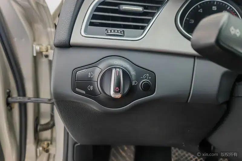 Audi A4L 2015 45 TFSI quattro Sport Edition — миниатюра 15