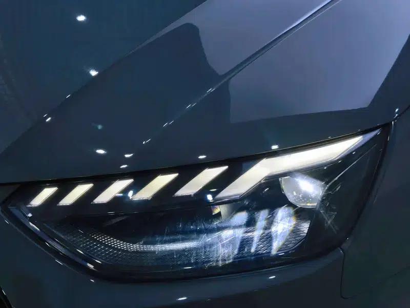 Audi A4L 2024 45 TFSI quattro Premium Dynamic Edition — миниатюра 6
