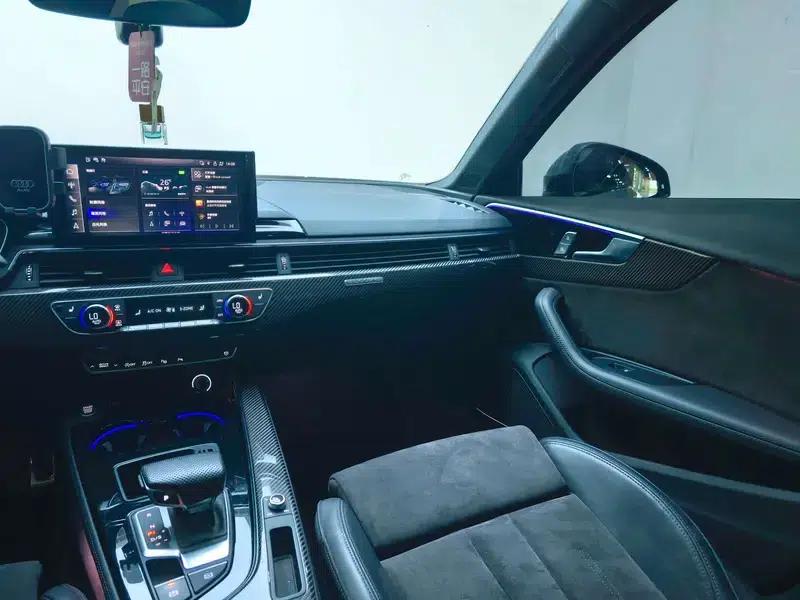 Audi A4L 2024 45 TFSI quattro Premium Dynamic Edition — миниатюра 10