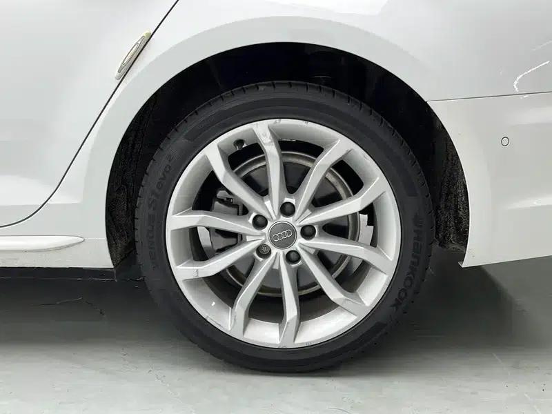 Audi A4L 2019 40 TFSI Fashion Edition (China VI Emission Standard) — миниатюра 9