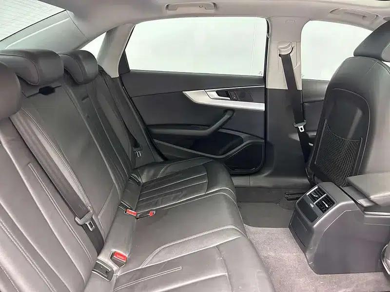 Audi A4L 2017 Plus 40 TFSI Fashion Edition — миниатюра 16