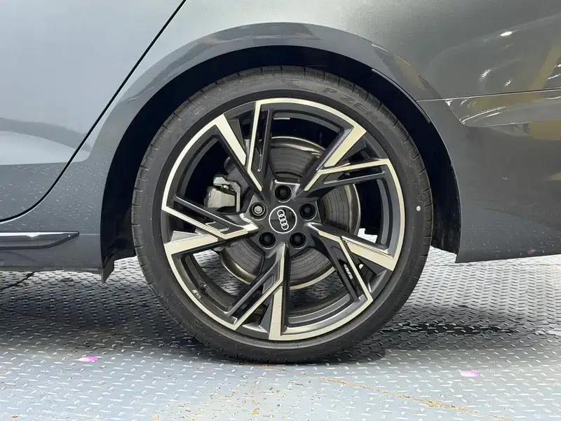 2024 Audi A4L 40 TFSI quattro RS Package (Sports Edition) — миниатюра 9