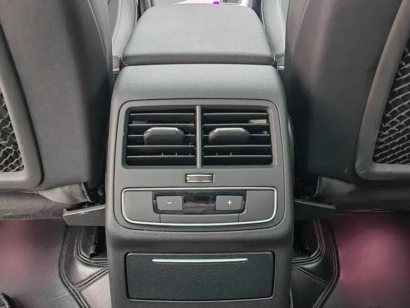 Audi A4L 2020 40 TFSI Fashion Dynamic Edition — миниатюра 11
