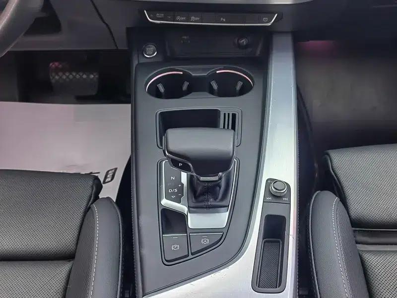 Audi A4L 2020 40 TFSI Fashion Dynamic Edition — миниатюра 17