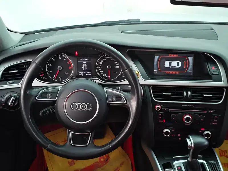 Audi A4L 2013 35 TFSI Automatic Standard Edition — миниатюра 14